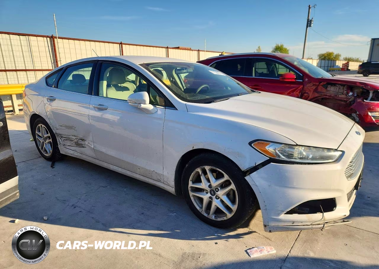2015 Ford Fusion Se VIN:3FA6P0H73FR244537 - 4