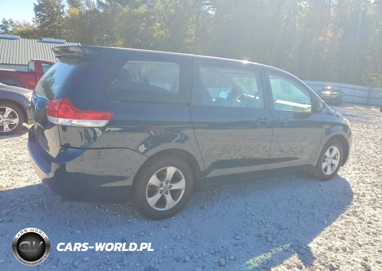 2011 Toyota Sienna Base 7-Passenger VIN:5TDKA3DCXBS002219 - 3