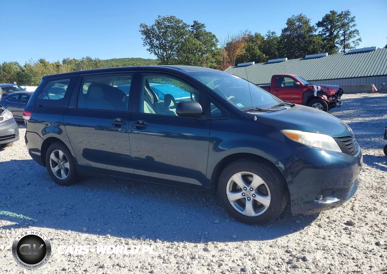 2011 Toyota Sienna Base 7-Passenger VIN:5TDKA3DCXBS002219 - 4