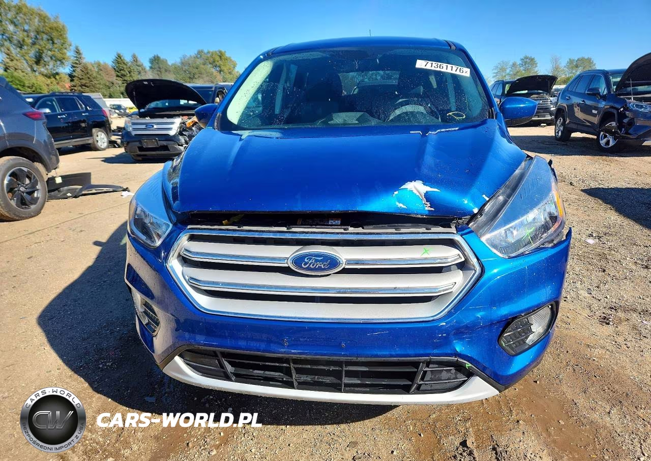 2019 Ford Escape Se VIN:1FMCU9GD5KUC37976 - 5