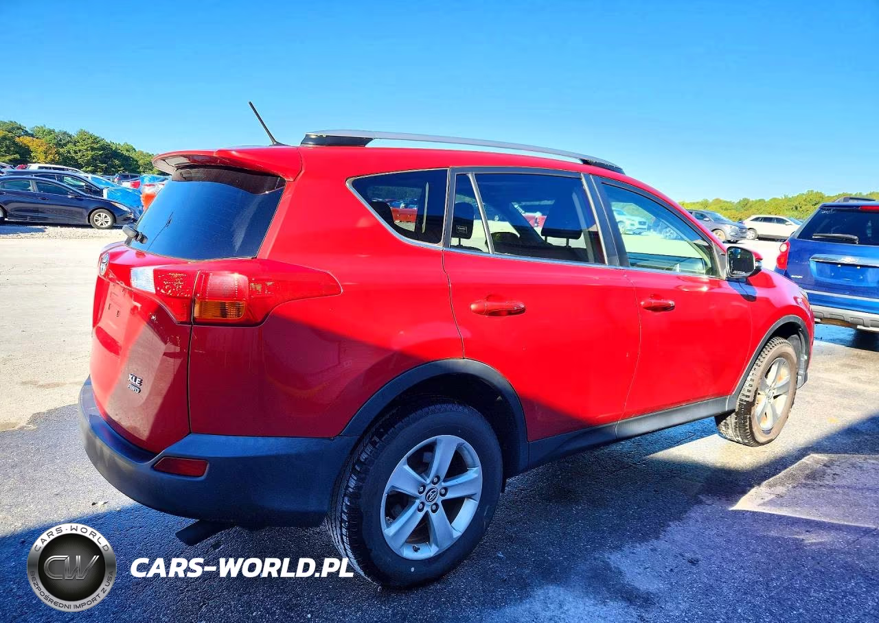 2015 Toyota Rav4 Xle VIN:JTMRFREV3FJ032054 - 3