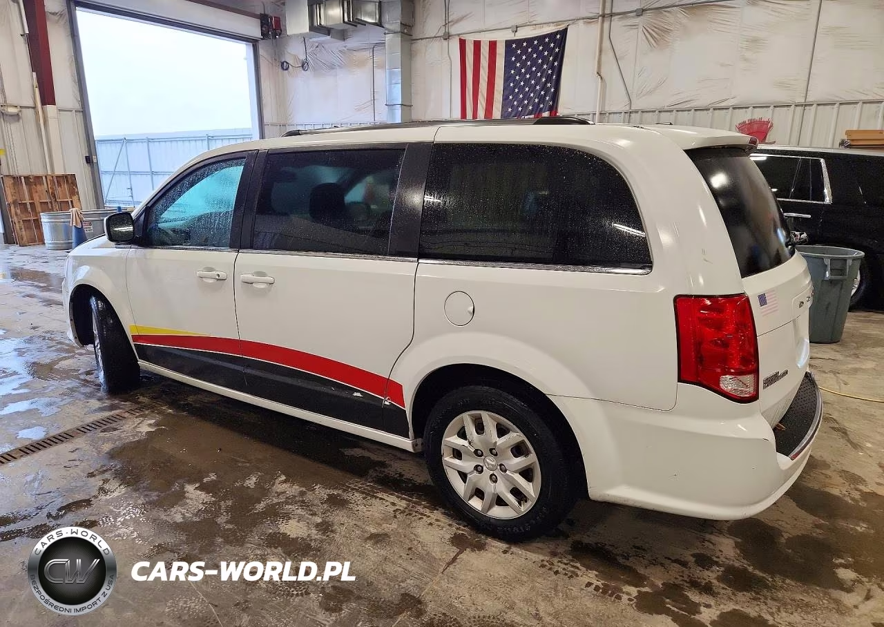 2020 Dodge Grand Caravan Sxt VIN:2C4RDGCG3LR179450 - 2