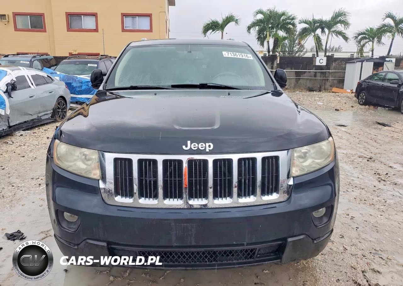 2012 Jeep Grand Cherokee Laredo VIN:1C4RJEAG2CC137067 - 5