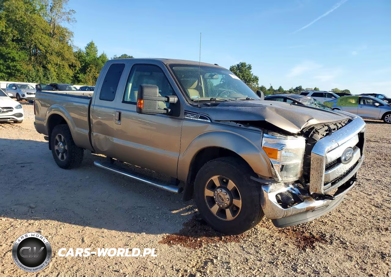 2012 Ford F250 Super Duty VIN:1FT7X2A63CEB37157 - 4
