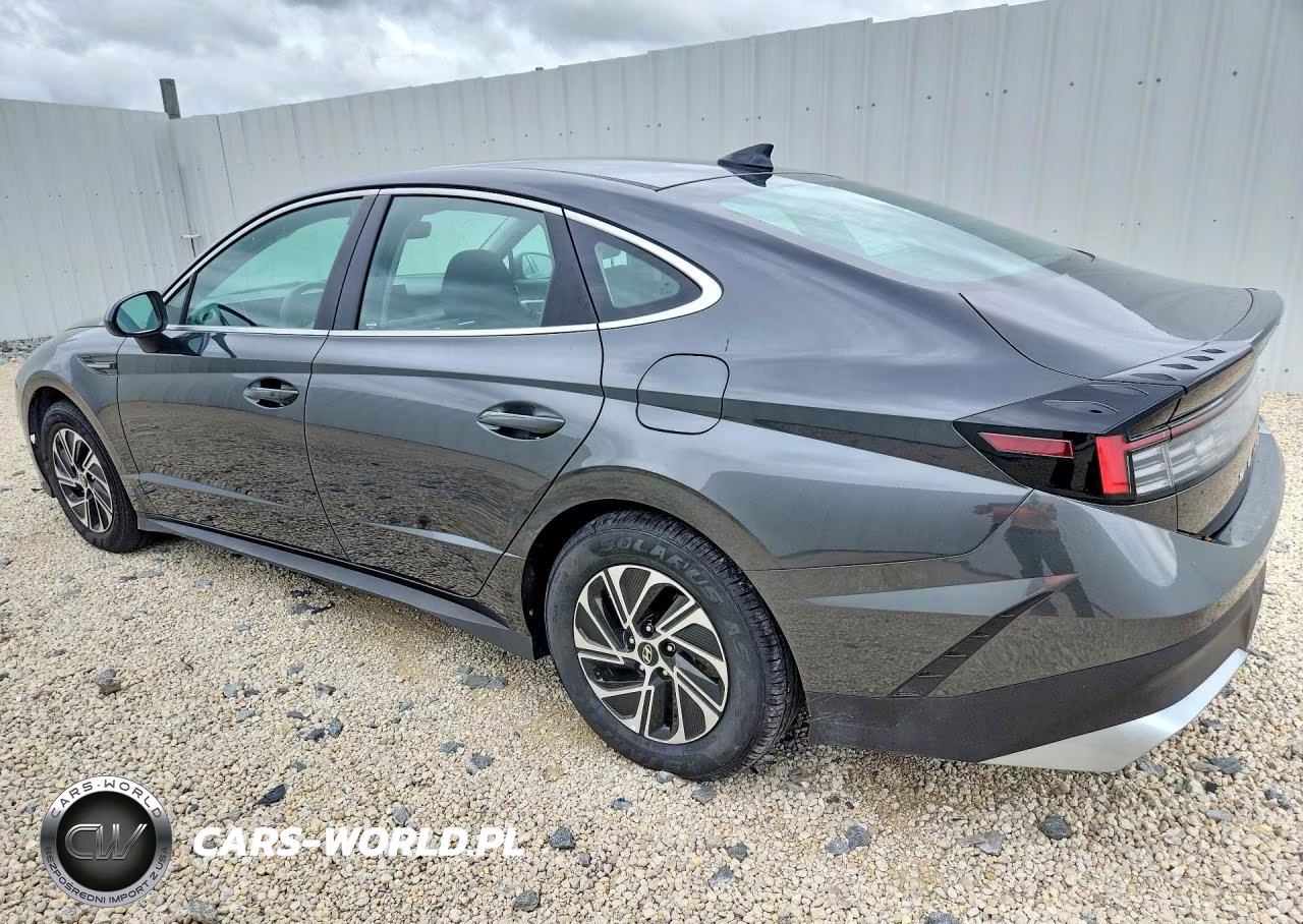 2026 Hyundai Sonata Hybrid Blue VIN:KMHL24JJ6TA145995 - 2