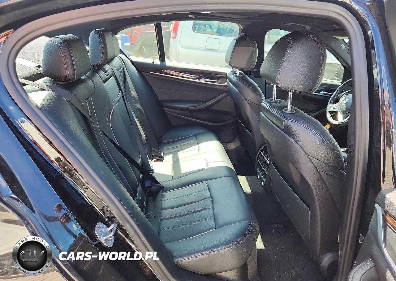 2018 BMW 530Xe VIN:WBAJB1C54JB374822 - 10