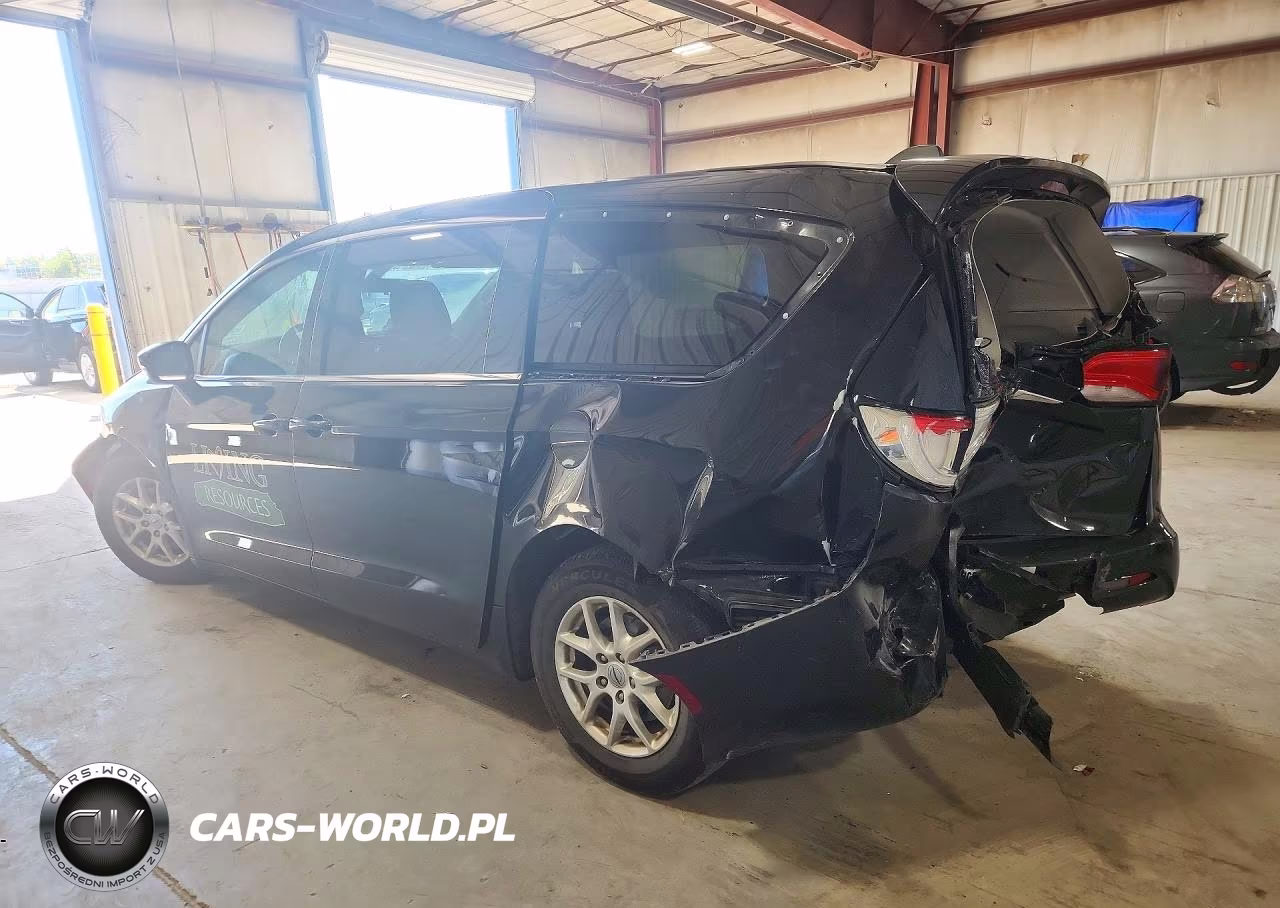 2022 Chrysler Voyager Lx VIN:2C4RC1CG2NR104855 - 2