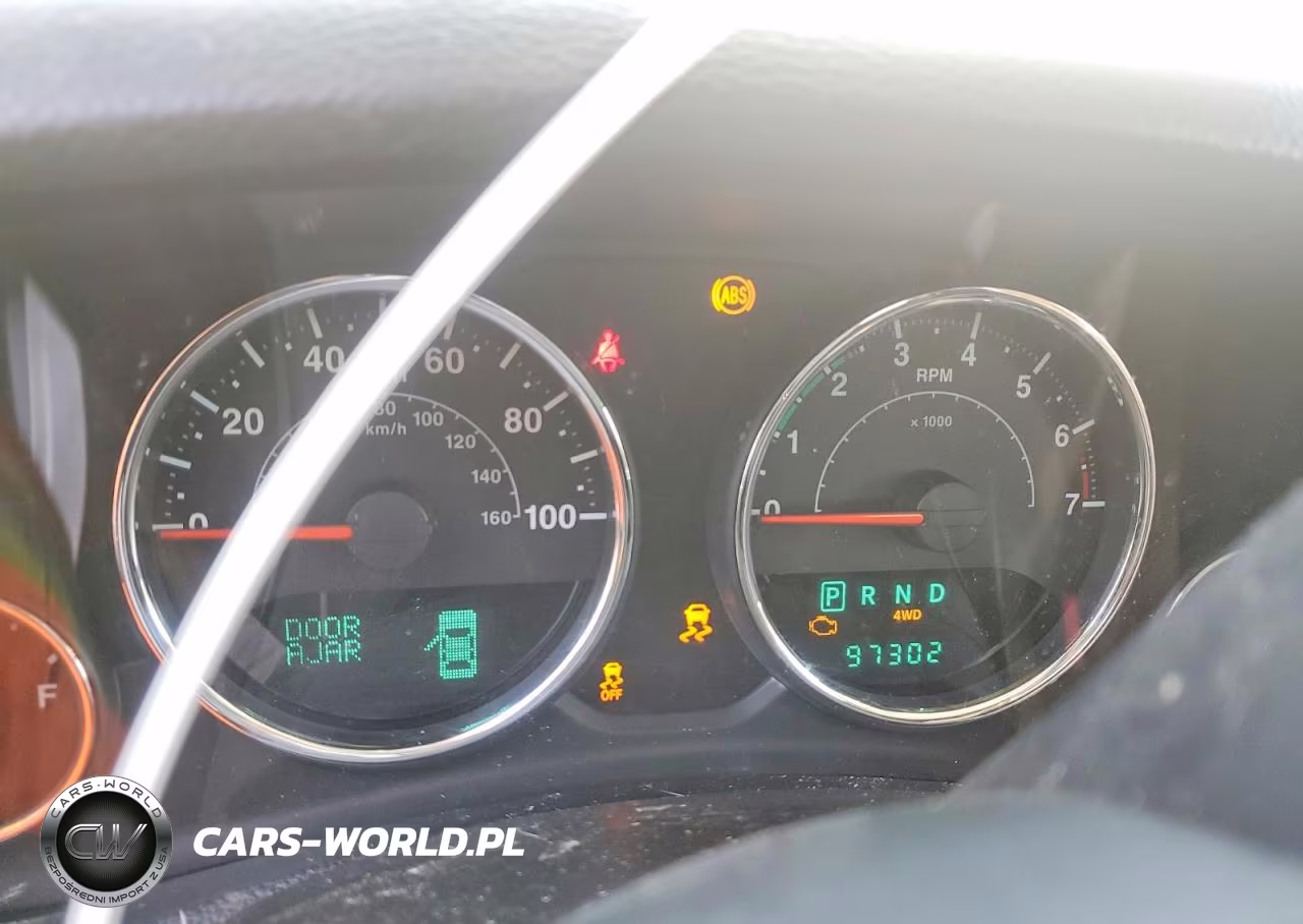 2013 Jeep Wrangler Sahara VIN:1C4AJWBG1DL637935 - 9