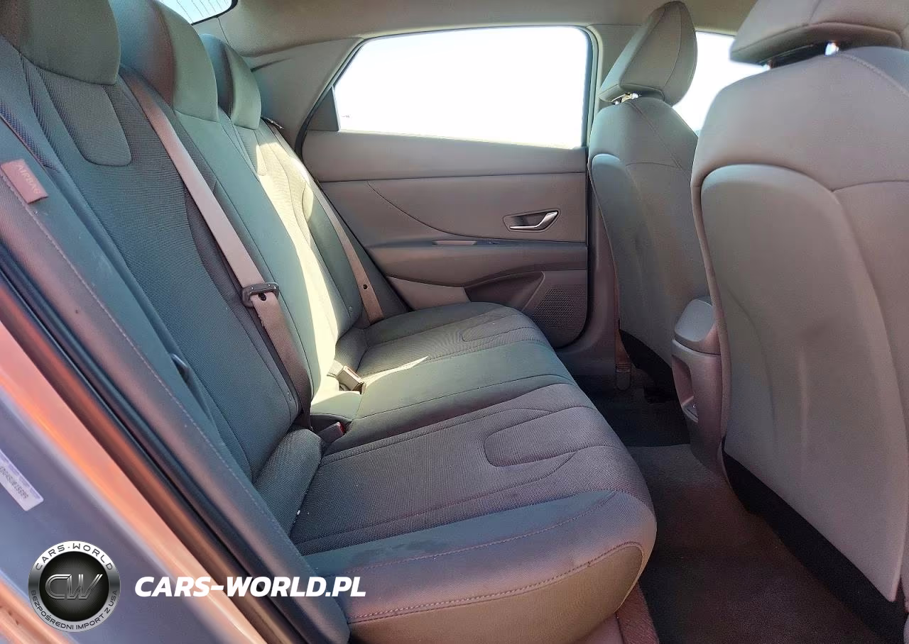 2025 Hyundai Elantra Se VIN:KMHLL4DG4SU015689 - 10