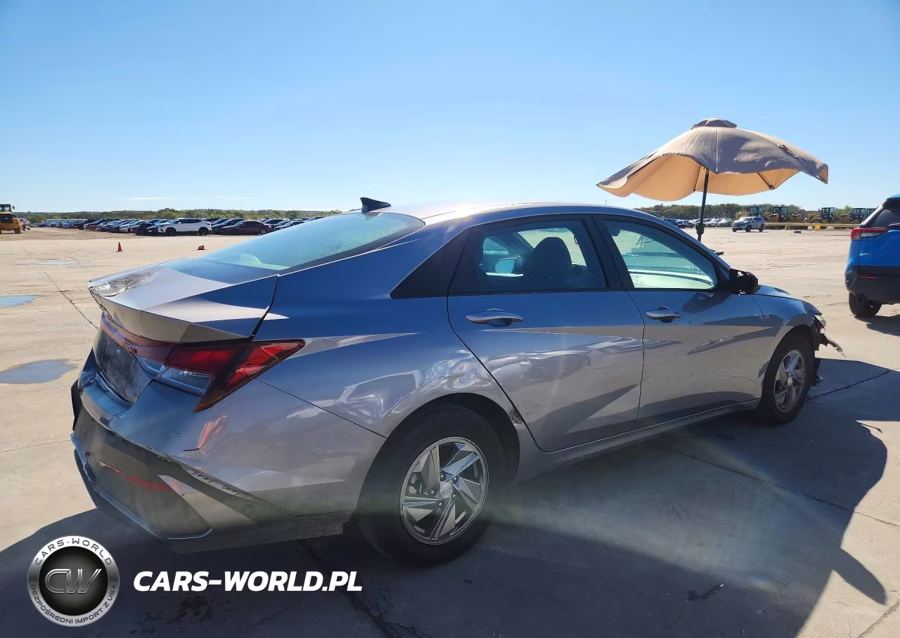 2025 Hyundai Elantra Se VIN:KMHLL4DG4SU015689 - 3