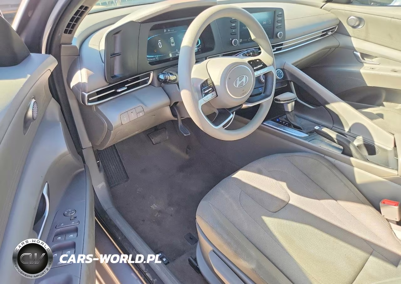 2025 Hyundai Elantra Se VIN:KMHLL4DG4SU015689 - 8