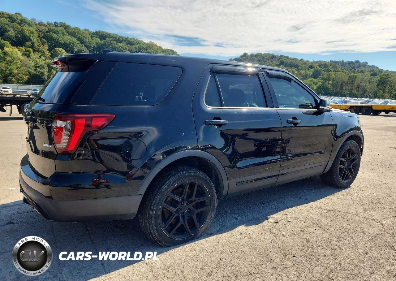 2017 Ford Explorer Sport VIN:1FM5K8GT4HGE02357 - 3