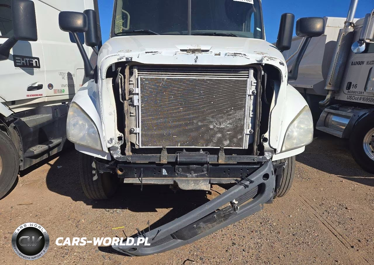 2018 Freightliner Cascadia 125 VIN:1FUJGLDR8JLJJ7179 - 13