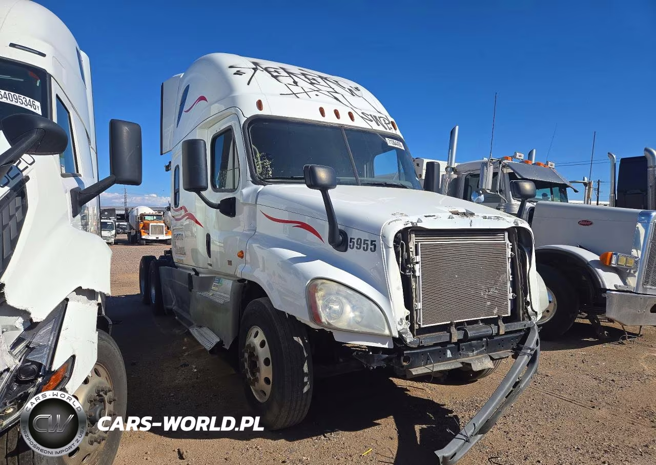 2018 Freightliner Cascadia 125 VIN:1FUJGLDR8JLJJ7179 - 4