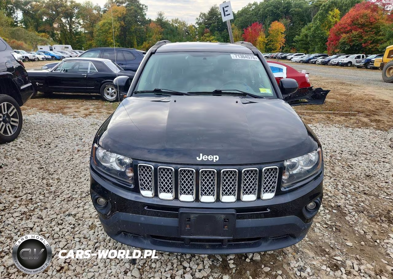 2017 Jeep Compass Latitude VIN:1C4NJDEBXHD176577 - 5