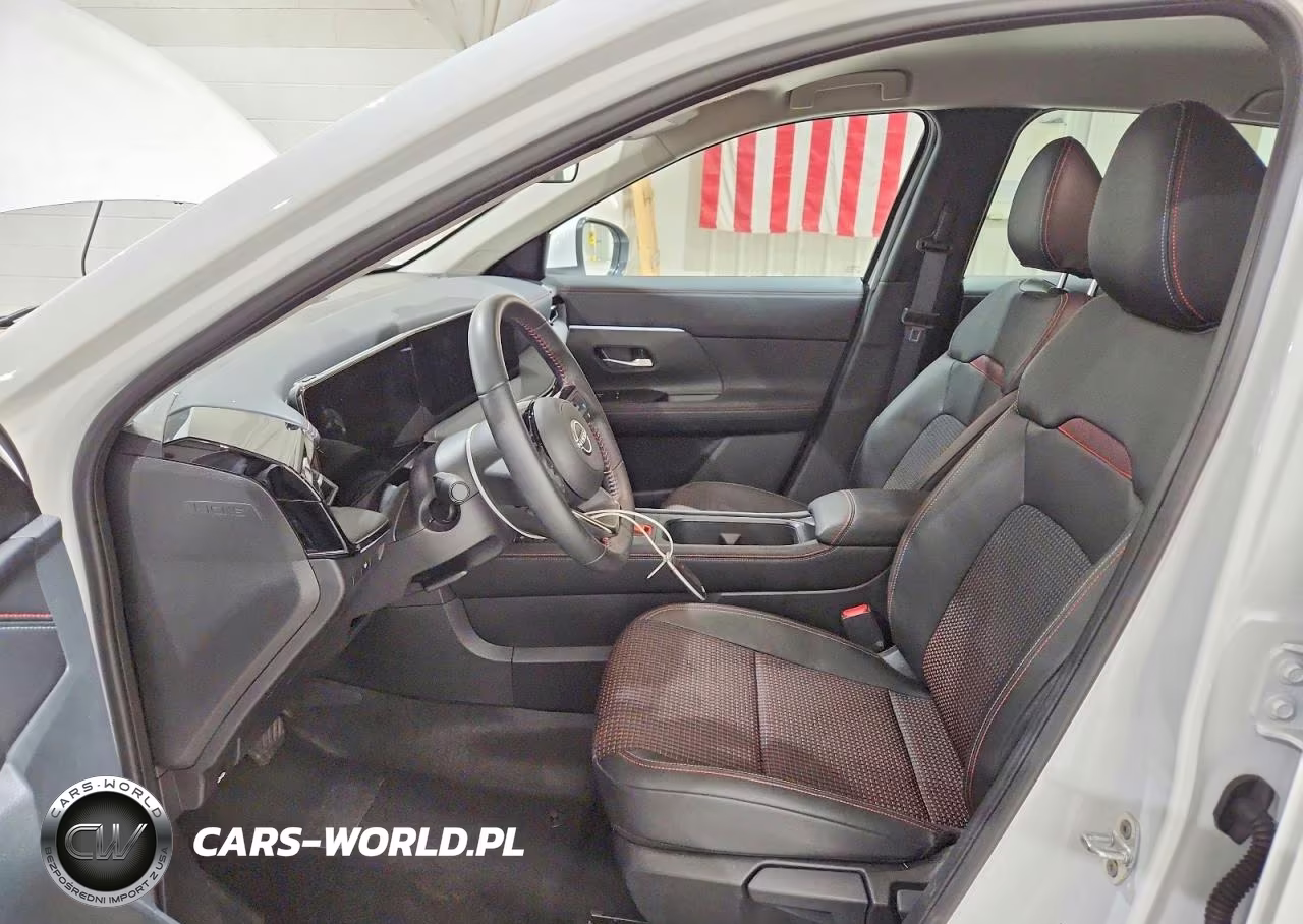2025 Nissan Kicks Sr VIN:3N8AP6DB0SL345053 - 7