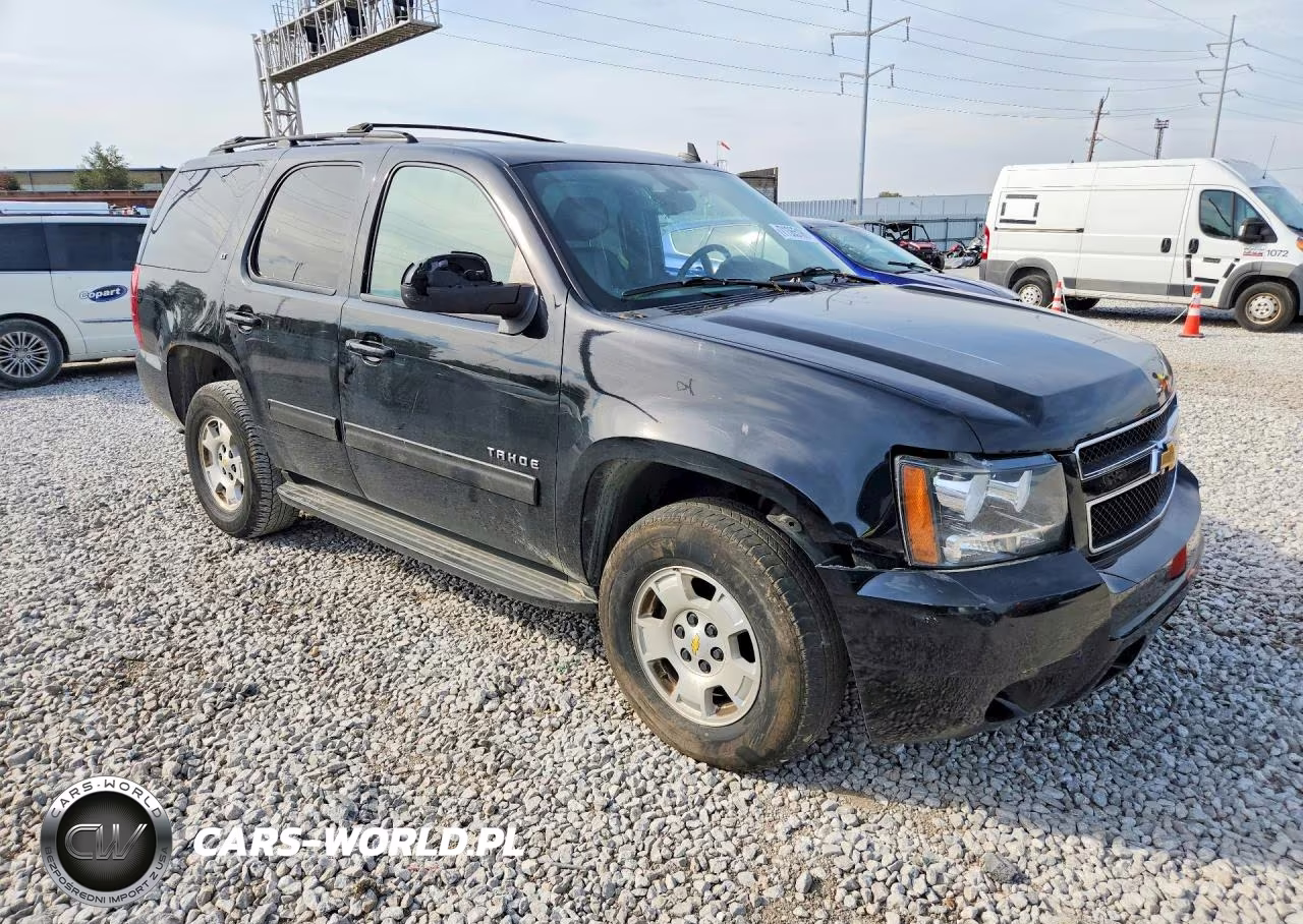 2013 Chevrolet Tahoe K1500 Lt VIN:1GNSKBE05DR340423 - 4