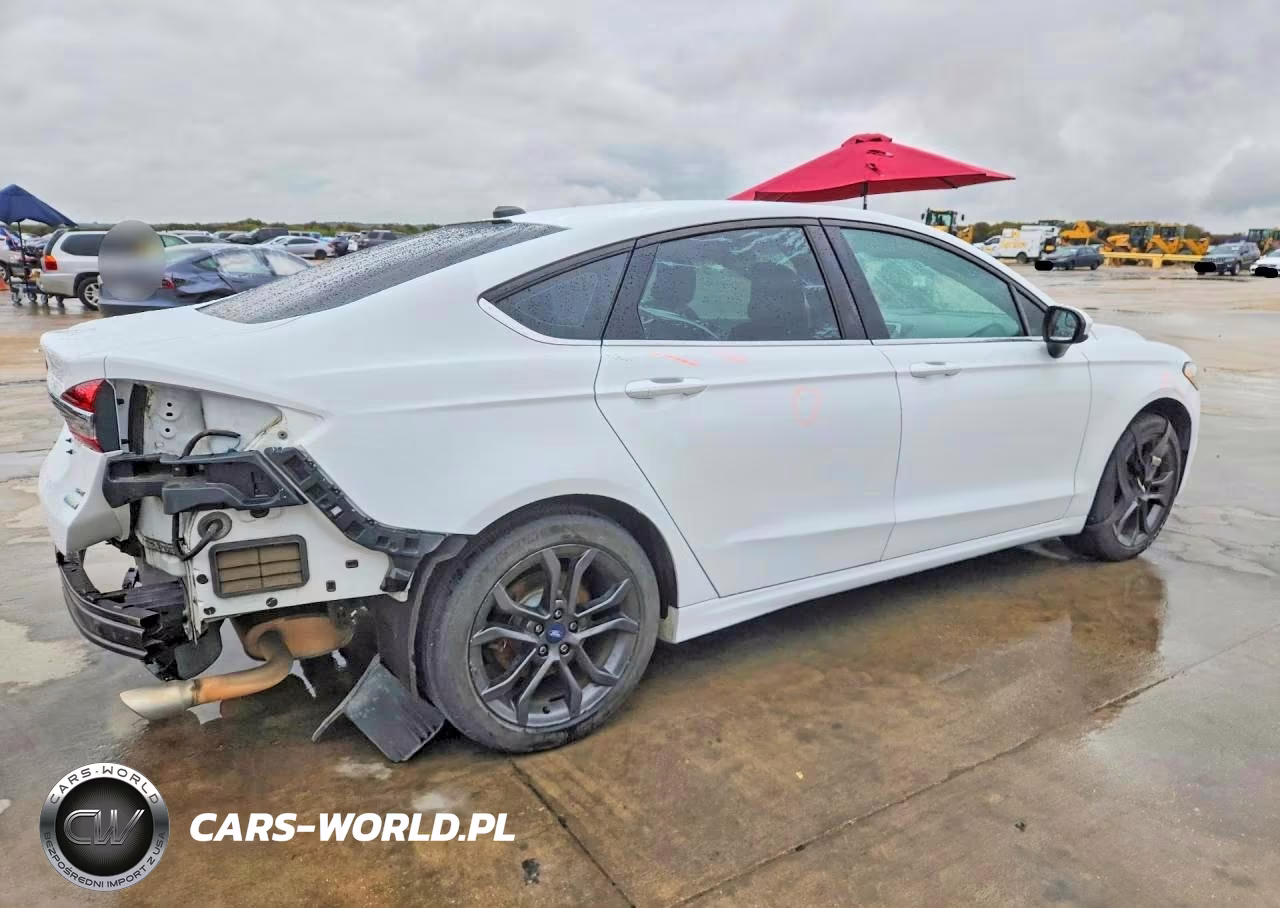 2018 Ford Fusion Se VIN:3FA6P0HD4JR267131 - 3