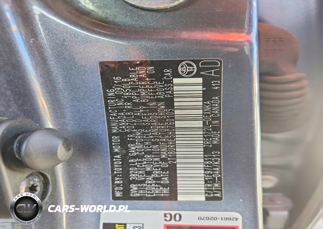 2017 Toyota Corolla Le VIN:2T1BURHE5HC760105 - 12