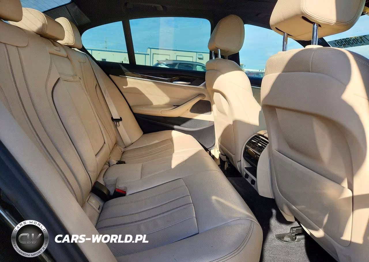 2018 BMW 530Xe VIN:WBAJB1C50JB083850 - 10