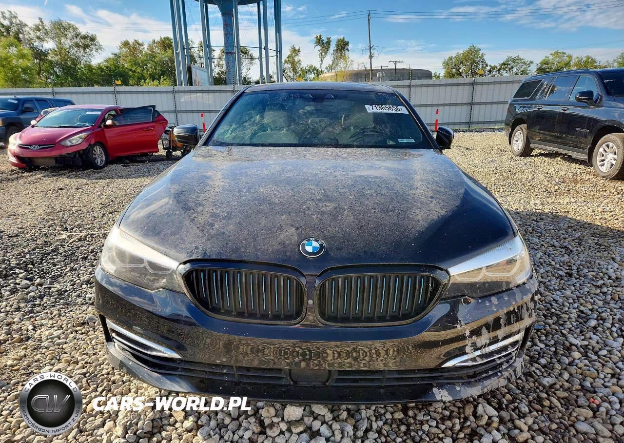2018 BMW 530Xe VIN:WBAJB1C50JB083850 - 5