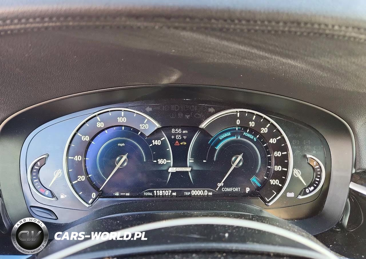 2018 BMW 530Xe VIN:WBAJB1C50JB083850 - 9