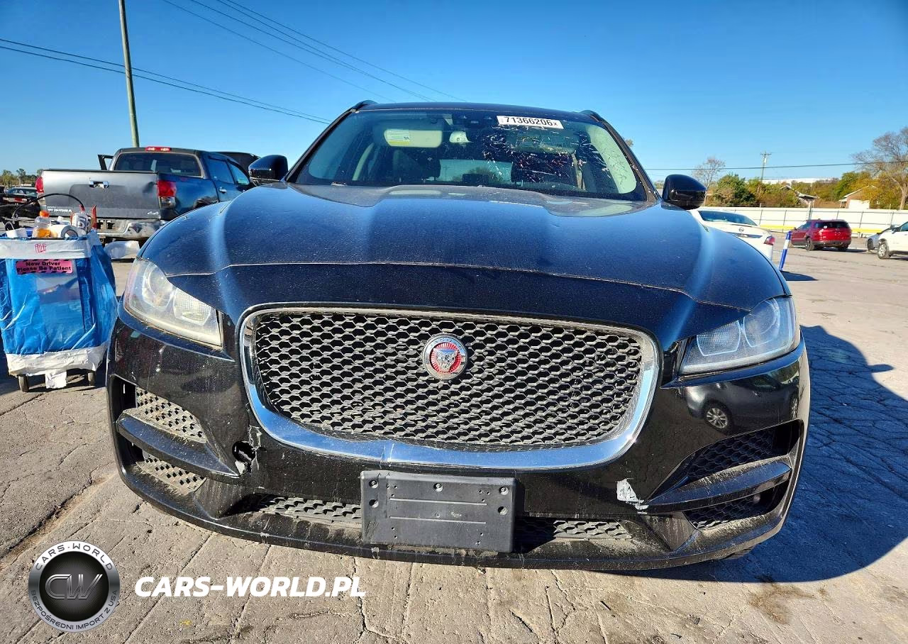 2018 Jaguar F-Pace Premium VIN:SADCJ2FN3JA241866 - 5
