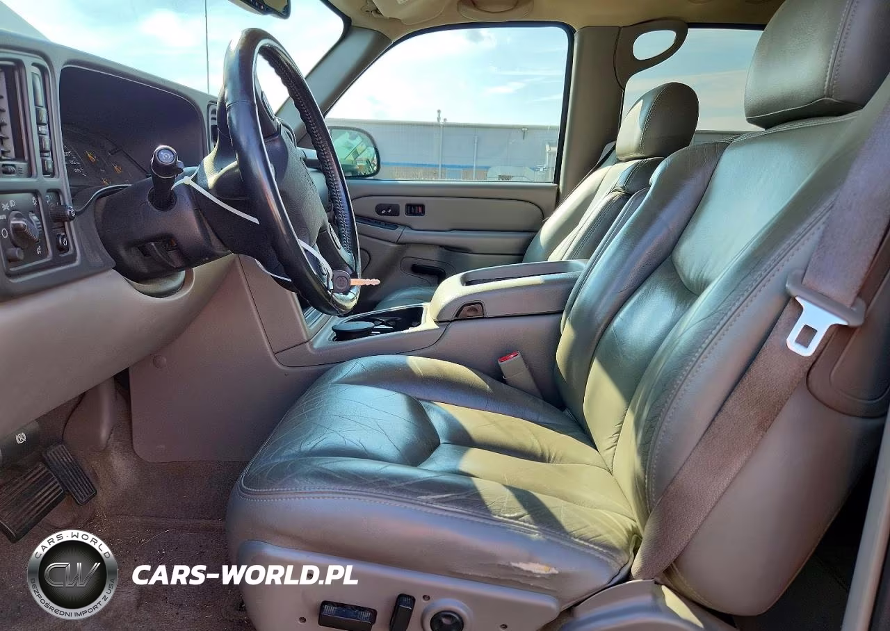 2004 Chevrolet Tahoe K1500 VIN:1GNEK13T74R199665 - 7