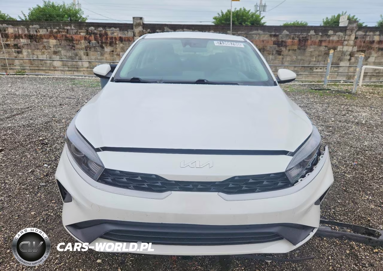 2023 Kia Forte Lxs VIN:3KPF24AD7PE583293 - 5