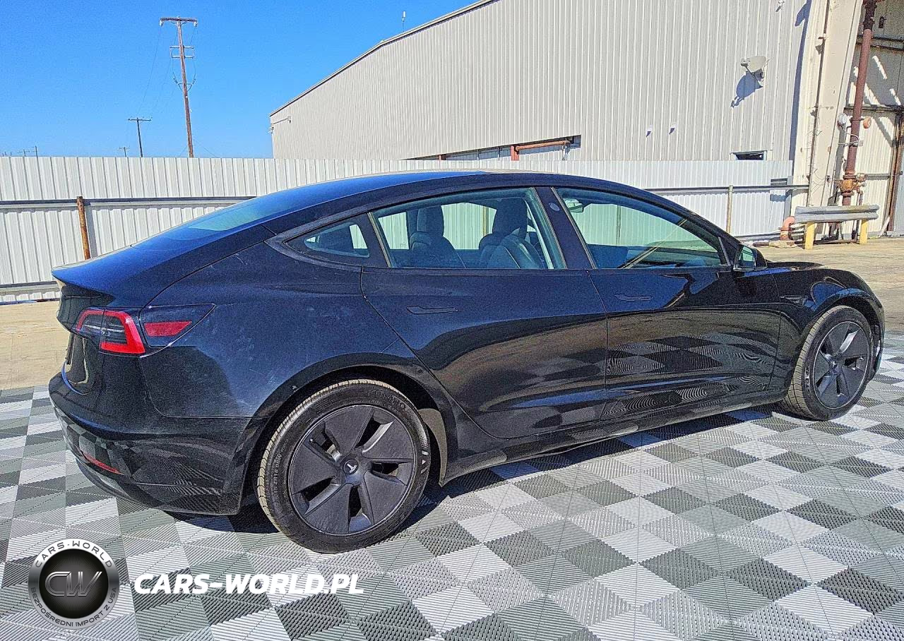 2023 Tesla Model 3 VIN:5YJ3E1EA5PF454679 - 3