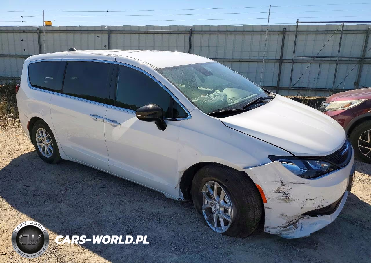 2026 Chrysler Voyager Lx VIN:2C4RC1CG5TR158485 - 4