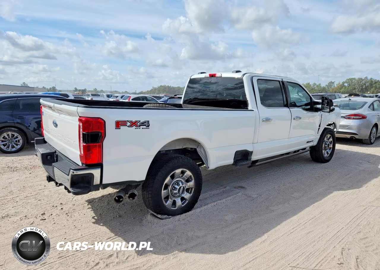 2024 Ford F350 Super Duty VIN:1FT8W3BT7REF04989 - 3