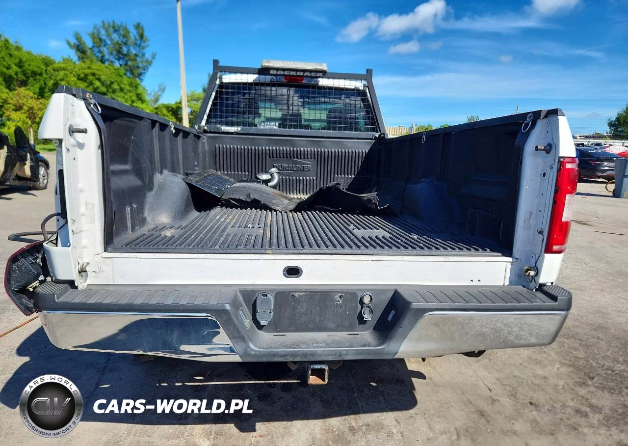 2019 Ford F150 VIN:1FTMF1C58KKD65983 - 6