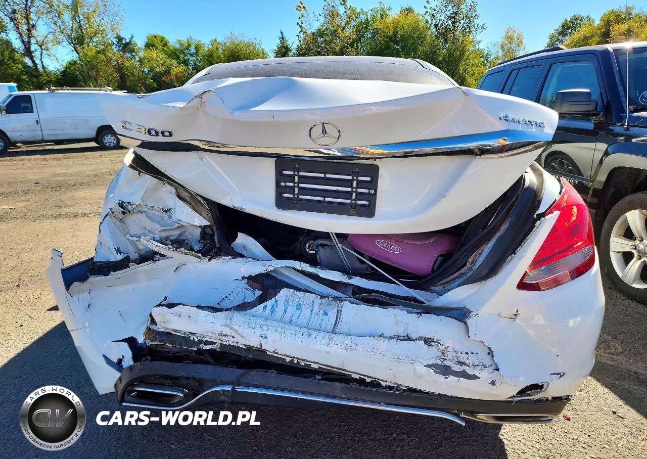 2017 Merbenz C-Class C300 VIN:55SWF4KB8HU184257 - 6