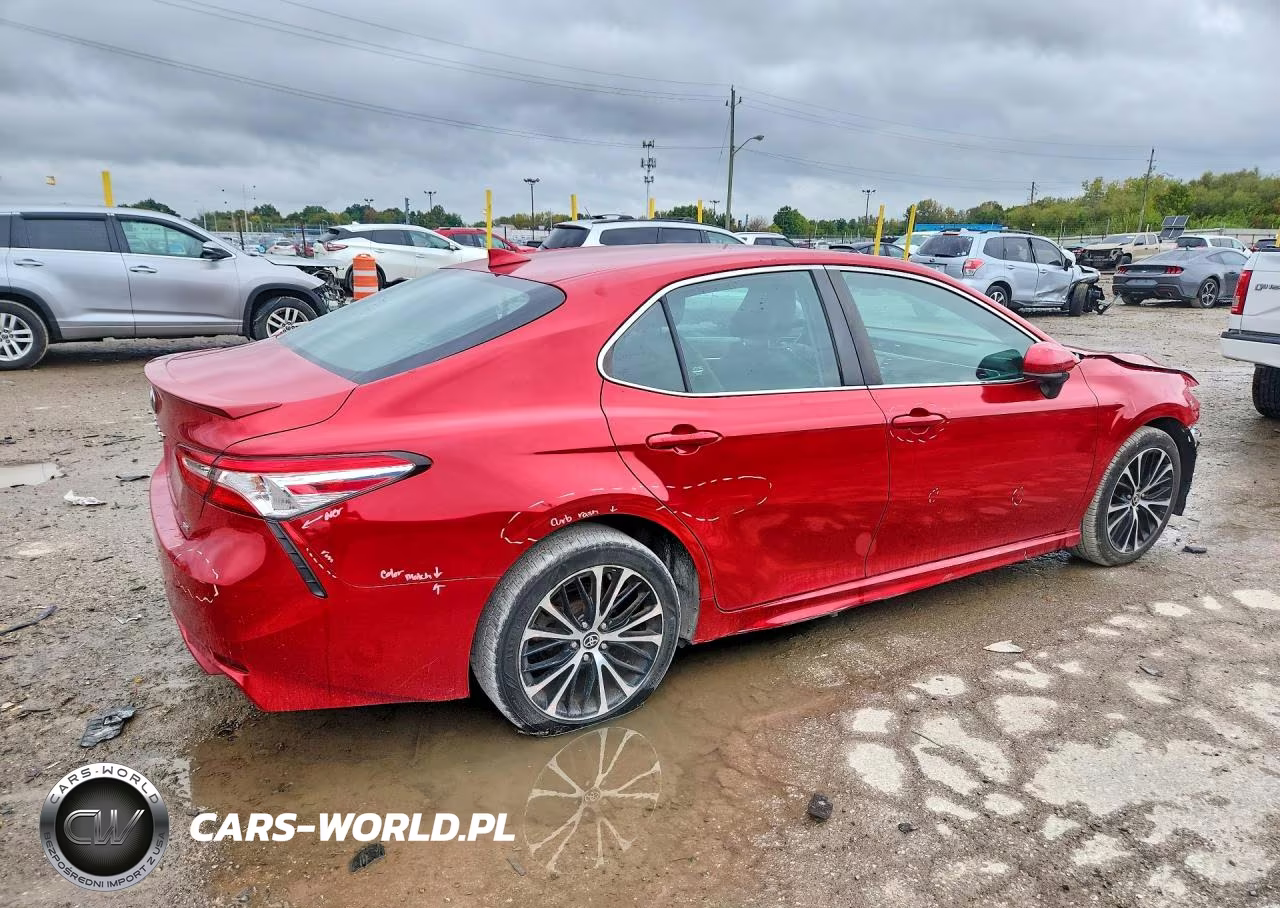 2020 Toyota Camry Se VIN:4T1G11AKXLU368678 - 3