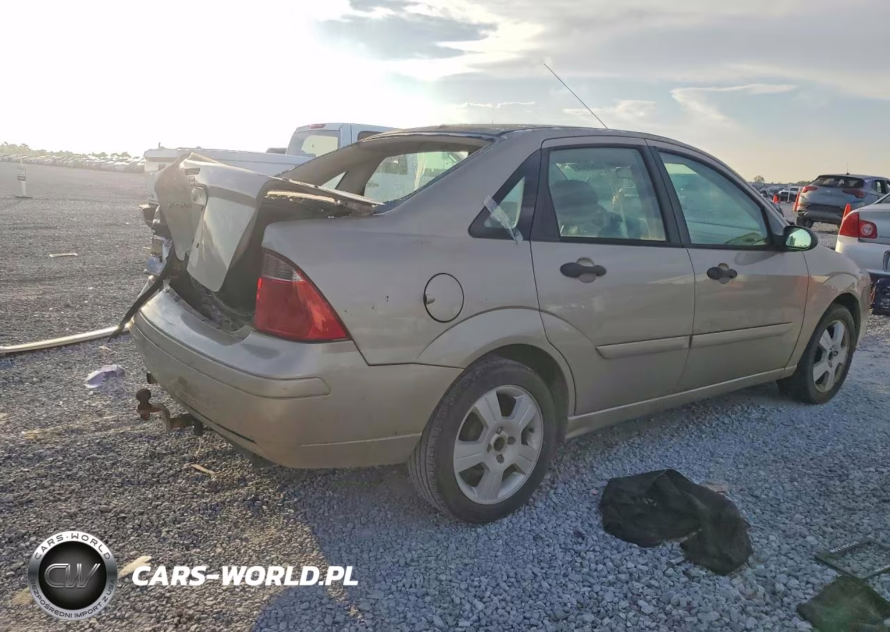 2007 Ford Focus Zx4 VIN:1FAFP34N57W173331 - 3