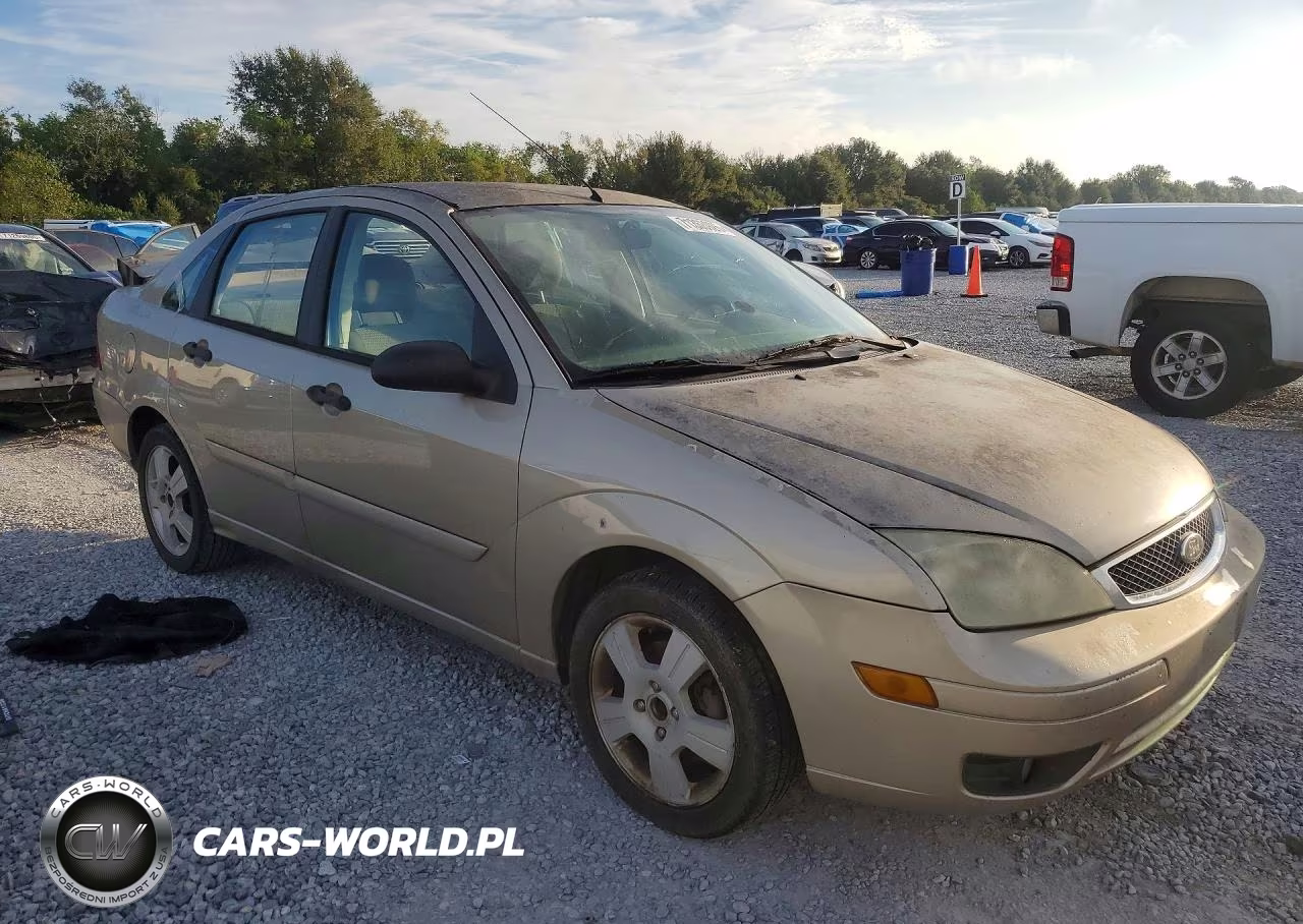 2007 Ford Focus Zx4 VIN:1FAFP34N57W173331 - 4