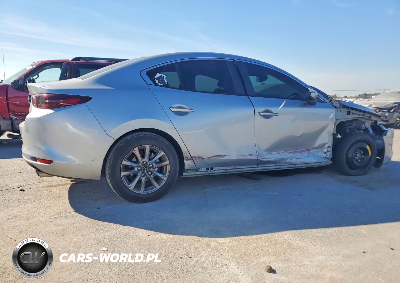 2021 Mazda 3 VIN:JM1BPAA78M1331768 - 3