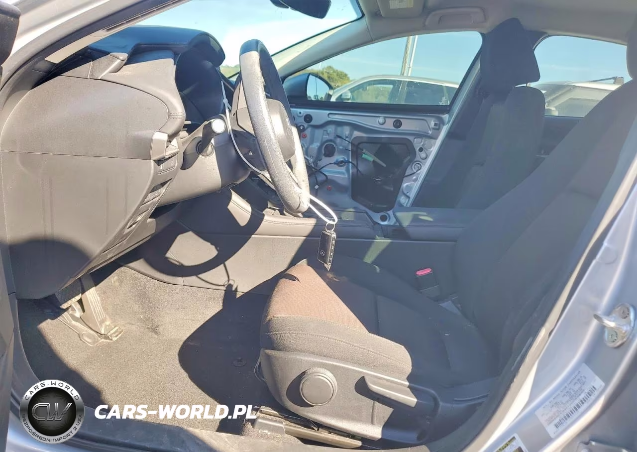 2021 Mazda 3 VIN:JM1BPAA78M1331768 - 7