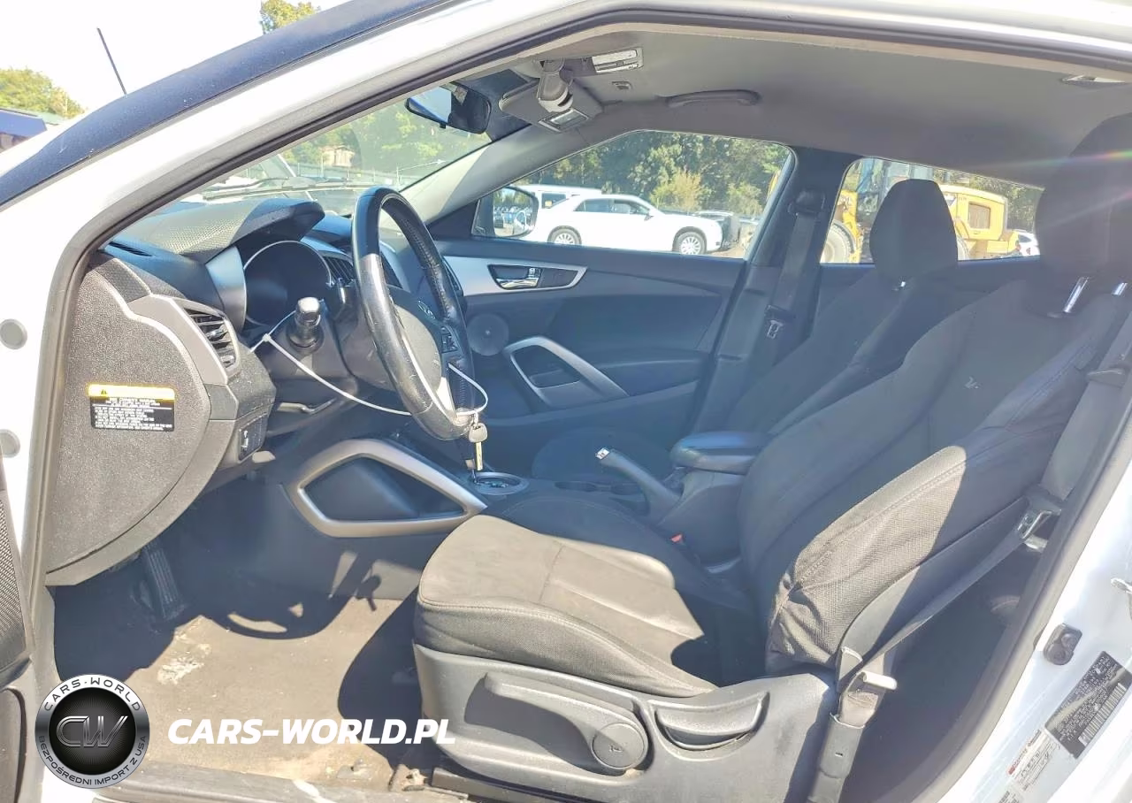 2017 Hyundai Veloster Base VIN:KMHTC6AD3HU306067 - 7