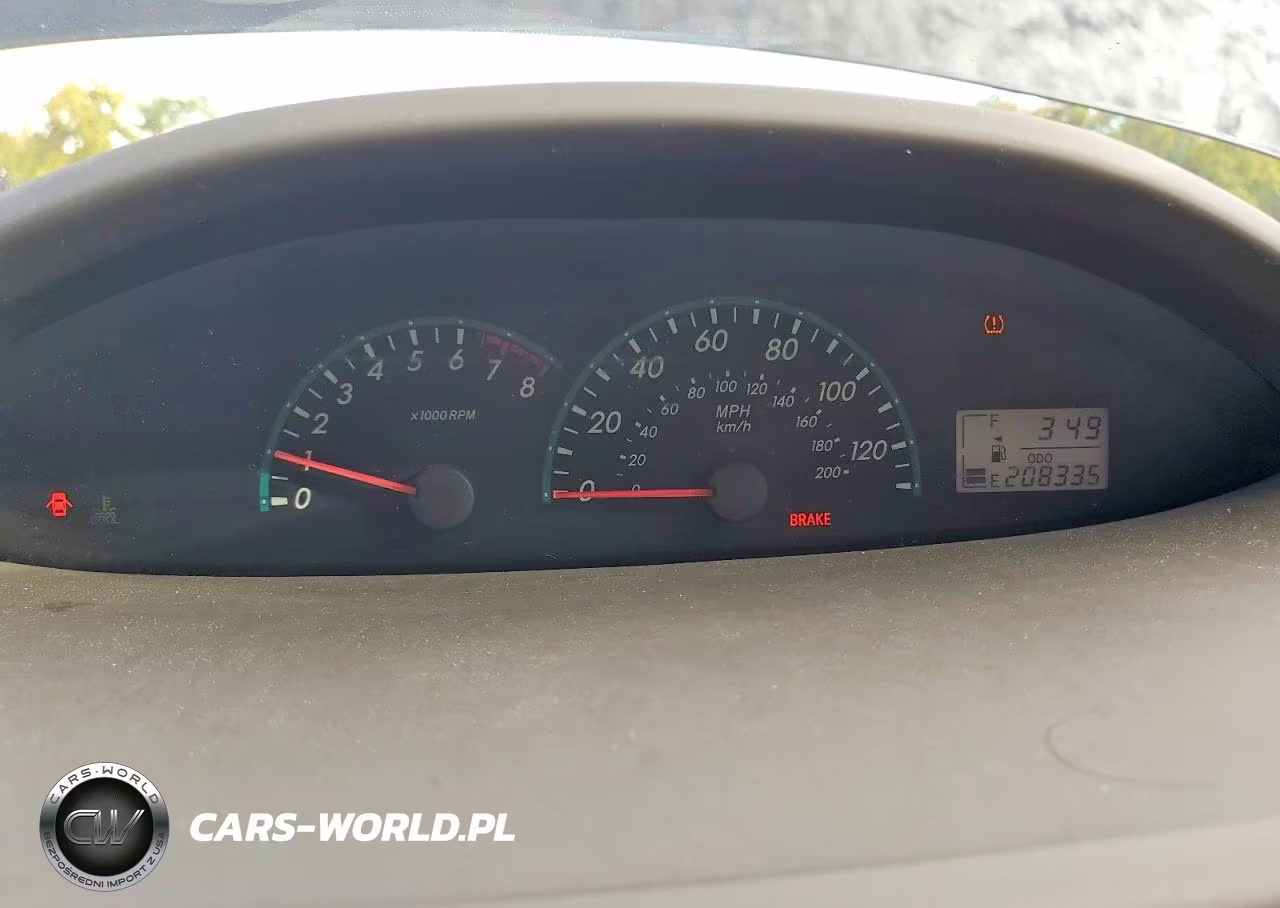 2010 Toyota Yaris Base VIN:JTDBT4K34A1356039 - 9