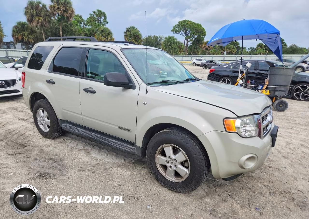 2008 Ford Escape Xlt VIN:1FMCU03158KB59954 - 4