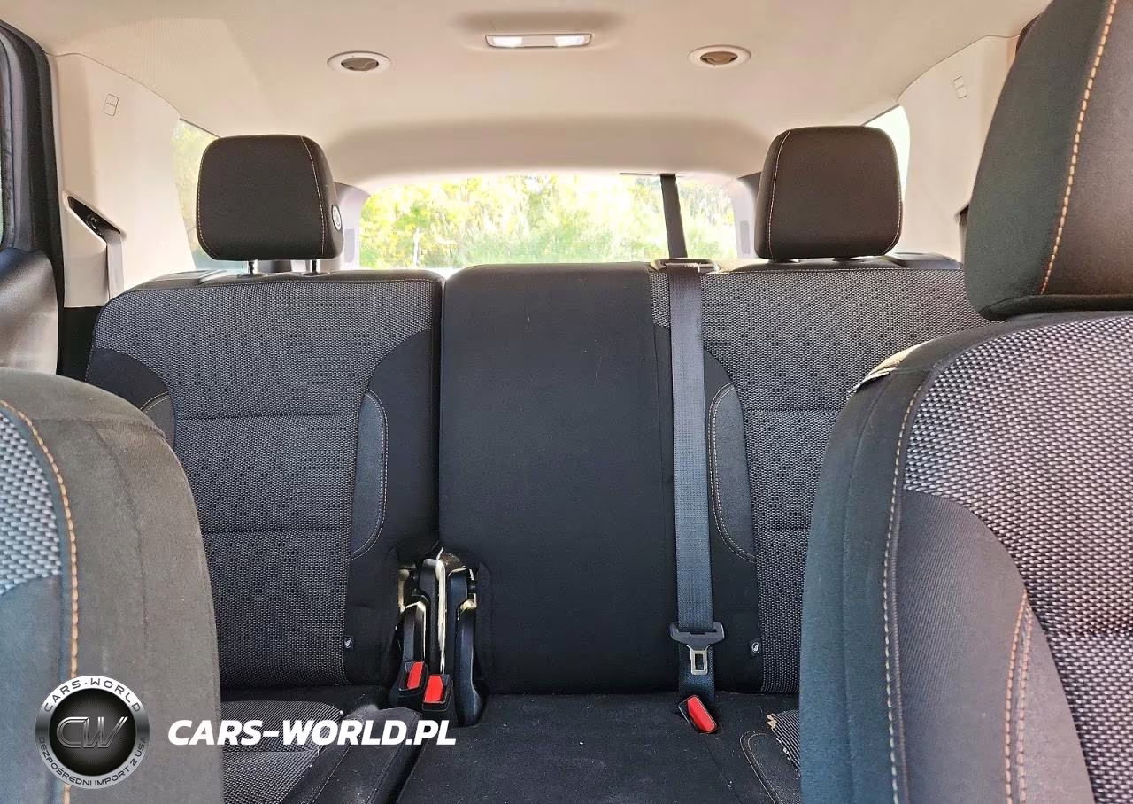 2018 Chevrolet Traverse Ls VIN:1GNEVFKW9JJ158397 - 10