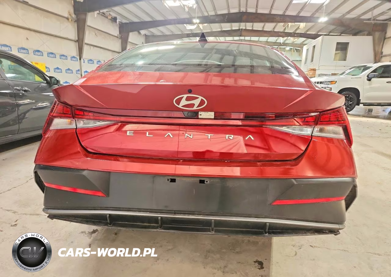 2025 Hyundai Elantra Sel VIN:KMHLS4DG6SU925508 - 6