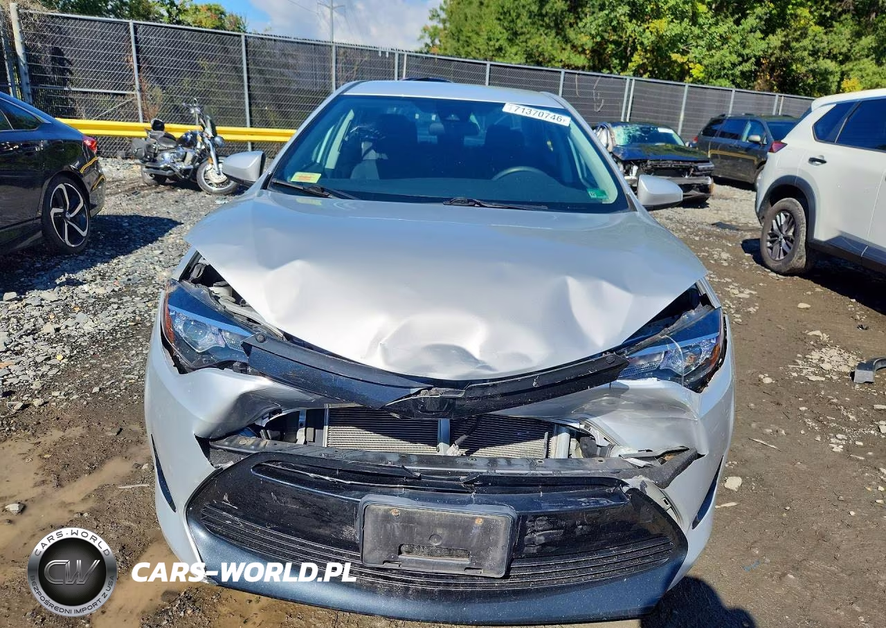 2017 Toyota Corolla Le VIN:2T1BURHEXHC820119 - 5