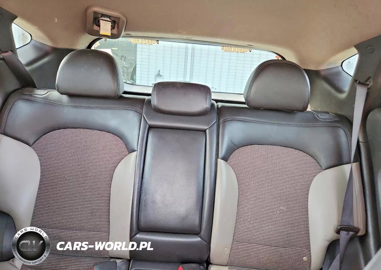 2011 Hyundai Tucson Gls VIN:KM8JU3AC5BU174219 - 10