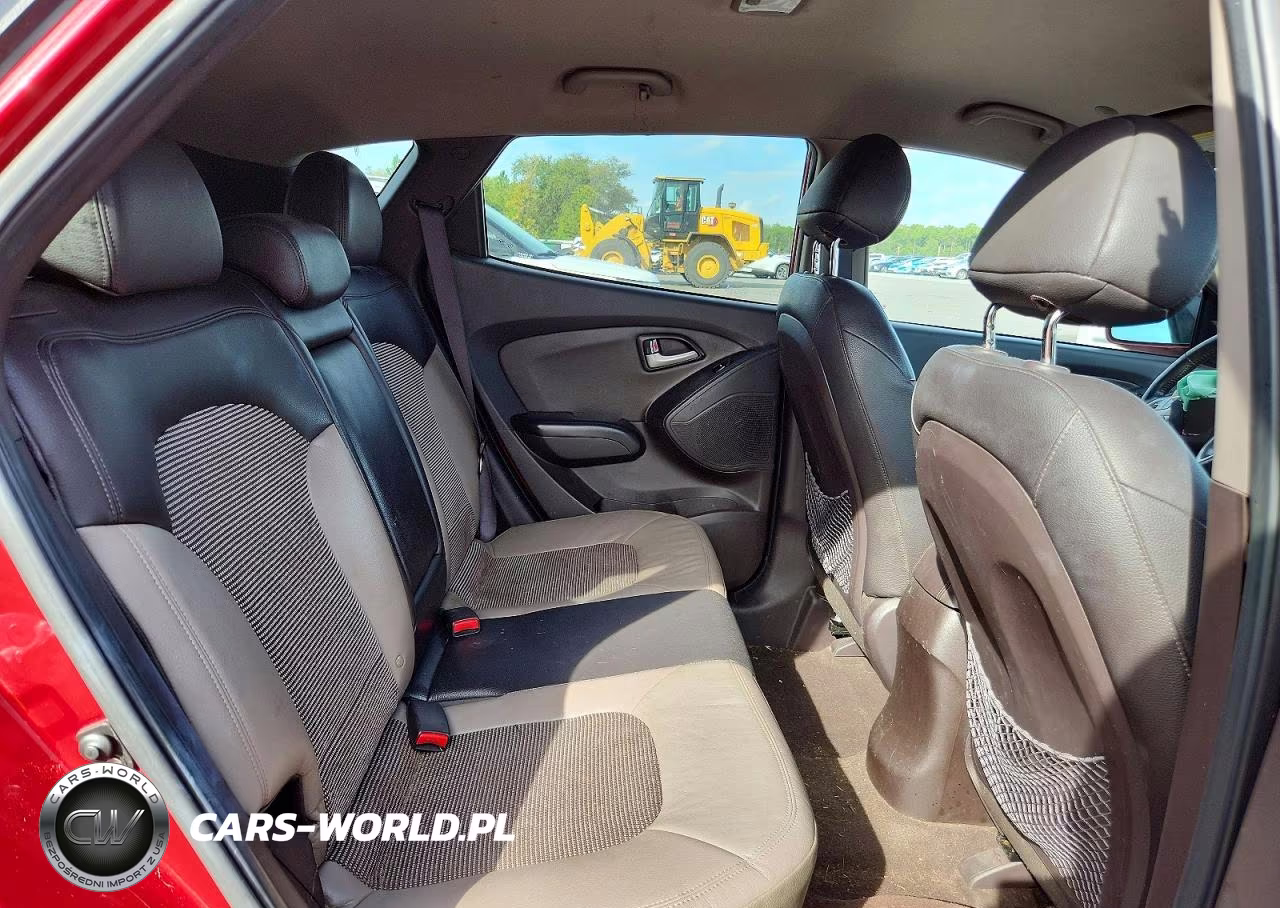 2011 Hyundai Tucson Gls VIN:KM8JU3AC5BU174219 - 11