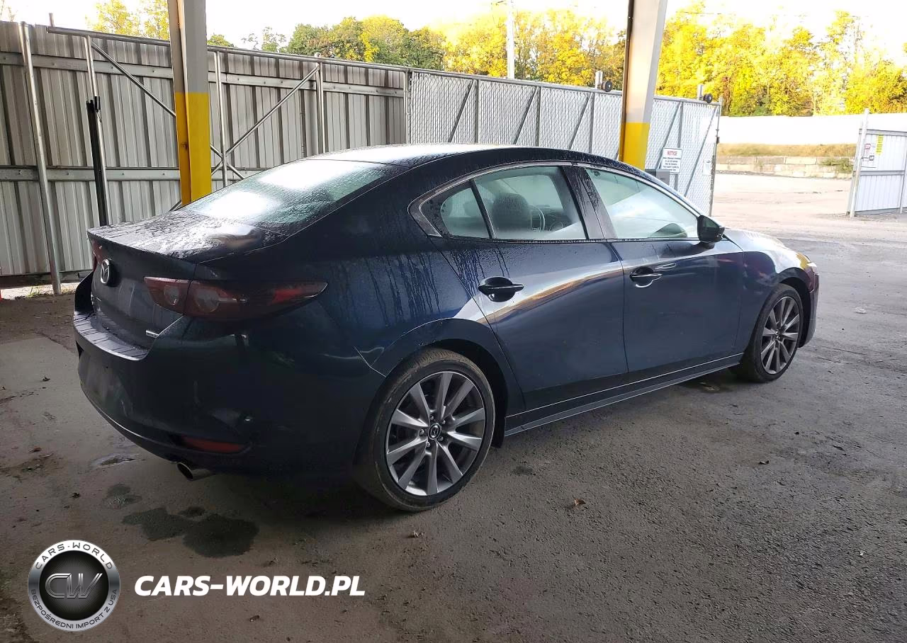 2021 Mazda 3 VIN:JM1BPBBLXM1304735 - 3