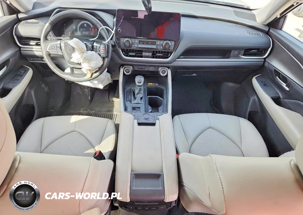 2026 Toyota Grand Highlander Xle VIN:5TDAAAB57TS110786 - 8