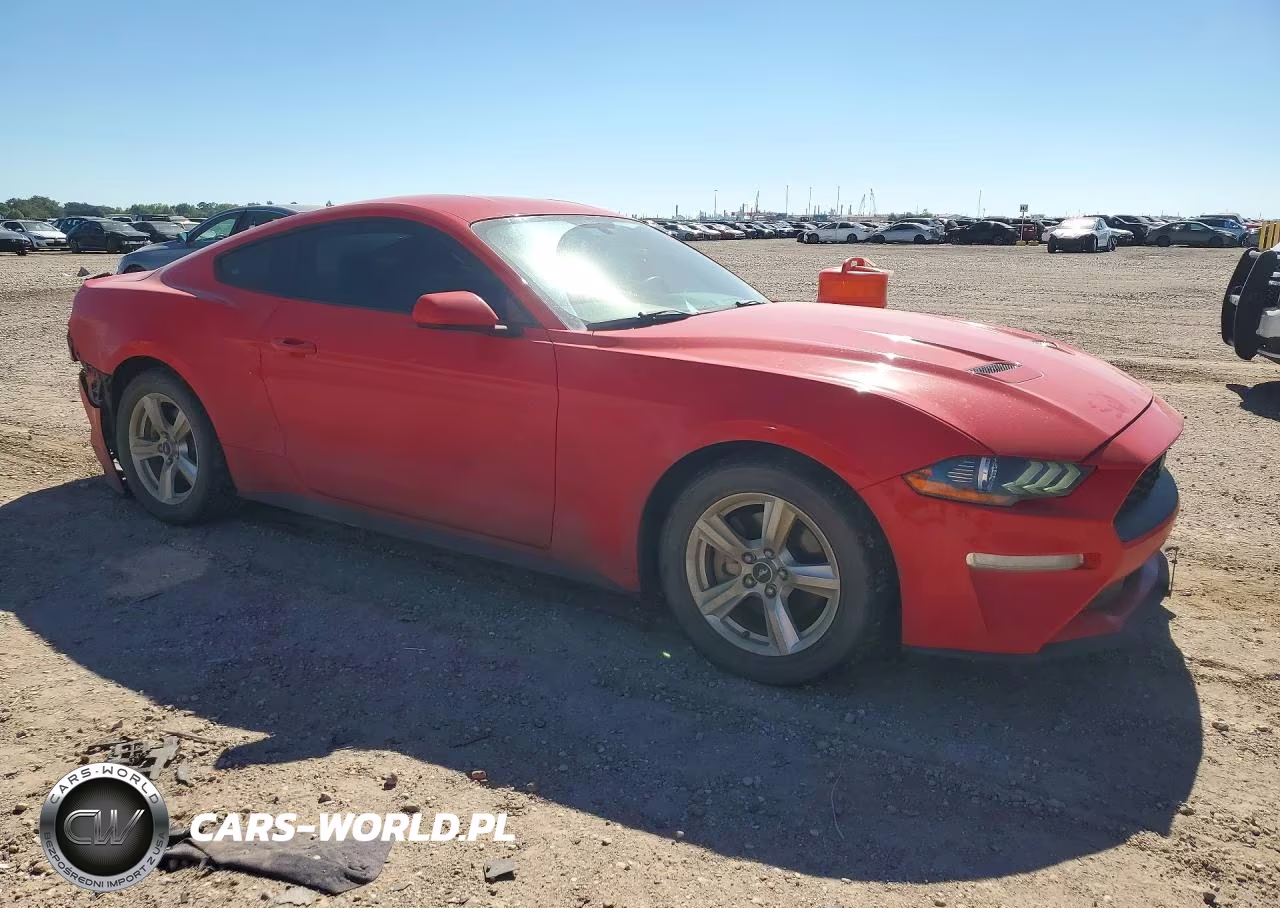 2018 Ford Mustang VIN:1FA6P8TH9J5113820 - 4